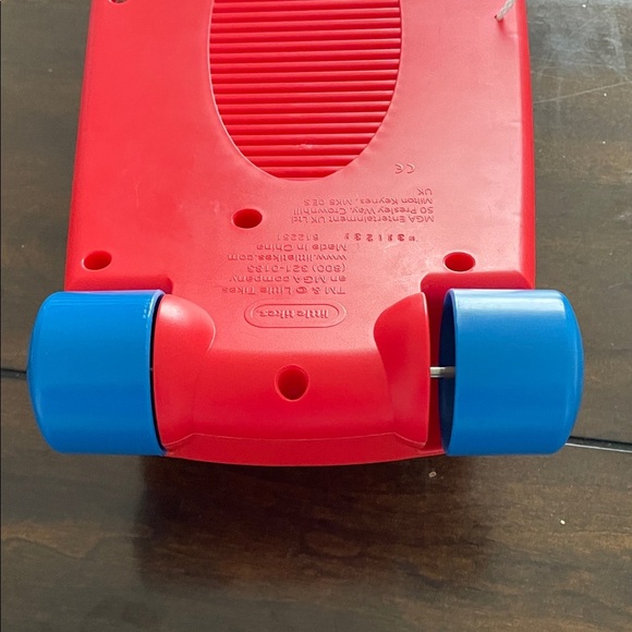 Little Tikes Rainbow Xylophone for Kids - Picture 7 of 8